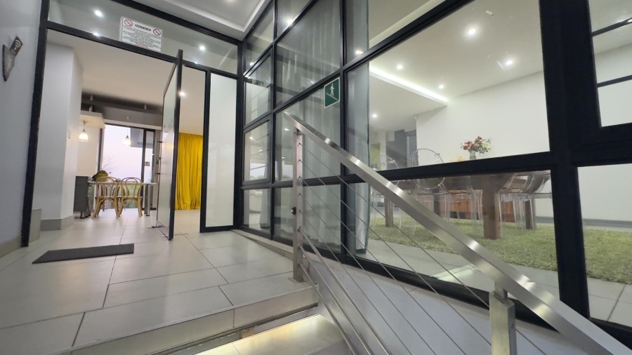 5 Bedroom Property for Sale in Wonderwater Free State